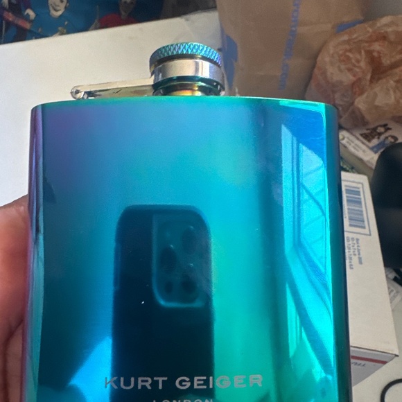 Kurt Geiger London Kensington Metallic Leather Flask - Picture 5 of 16